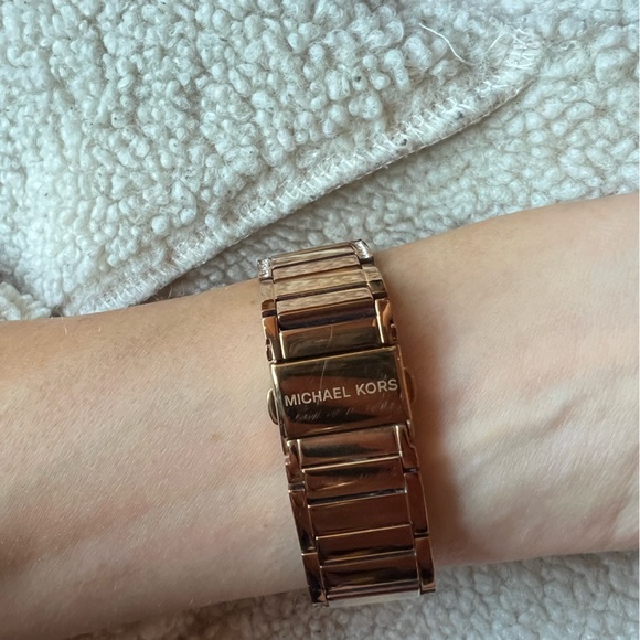 Vintage Michael KORS Kerry Watch, Gold / Mother of Pearl. 2000s - Picture 3 of 6